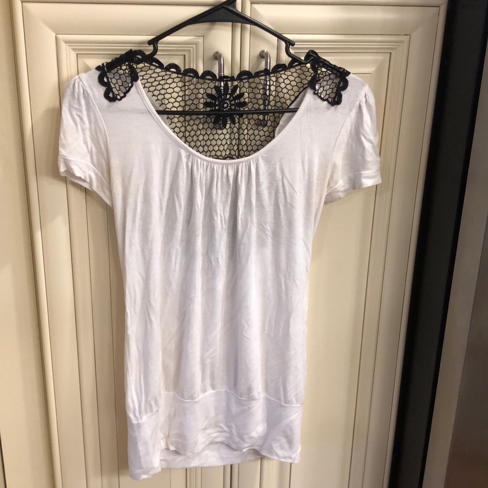 Cantata Top with Lace Back